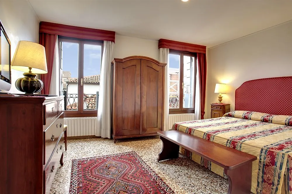 San Giorgio Degli Schiavoni Apartments location