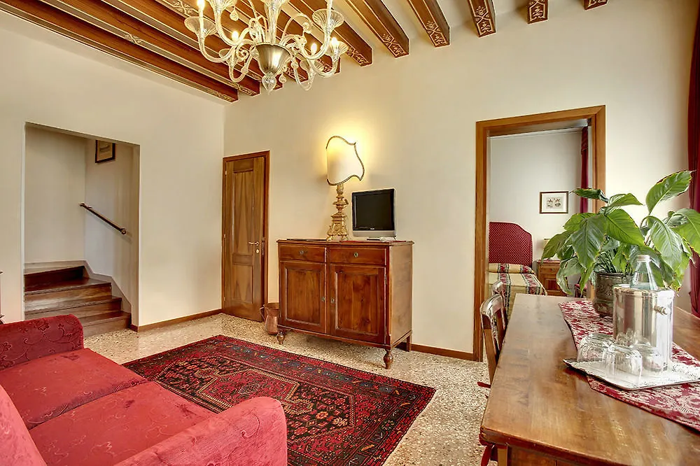 Hotel San Giorgio Degli Schiavoni Apartments Venice